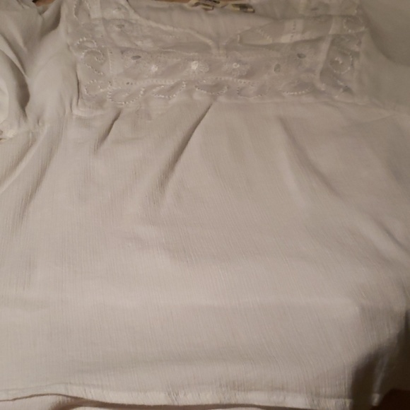 Top - Picture 2 of 2